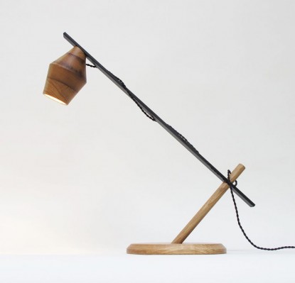 Polaris desk lamp