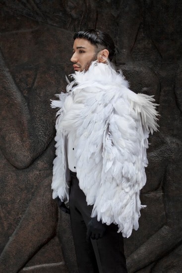 White nagoire feather coat